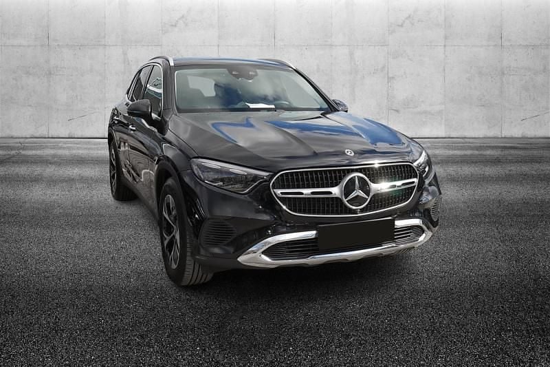 Usata Mercedes GLC450 Advanced Plus 367 CV (269 kW) 2024 Nero metallizzato SUV