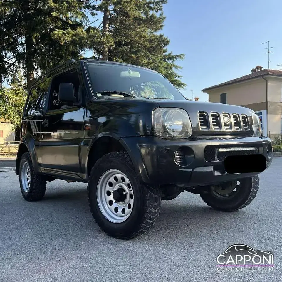Usata Suzuki Jimny 80 CV (58 kW) 1999 Nero SUV