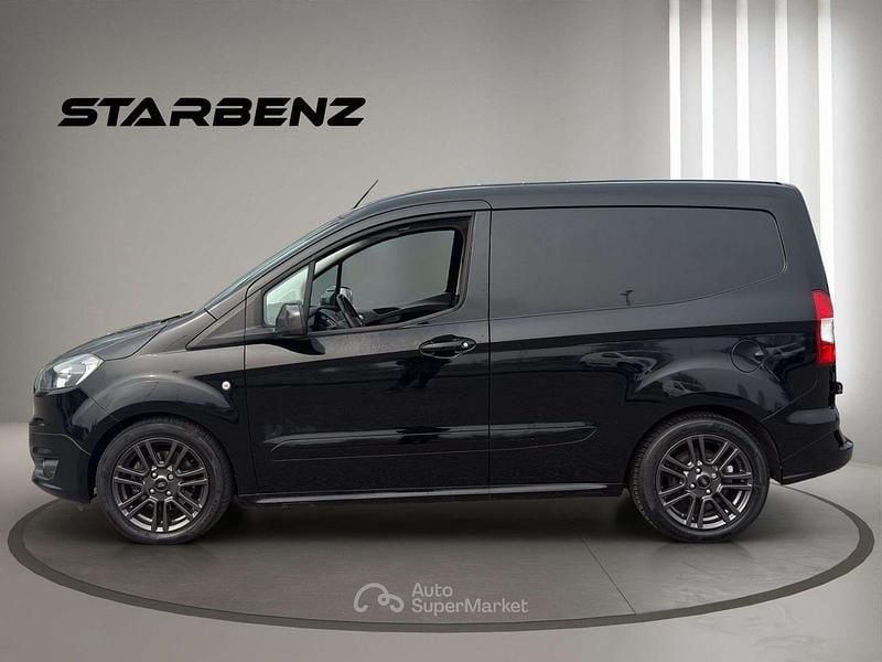 Usata Ford Tourneo Courier 101 CV (74 kW) 2018 Nero Monovolume