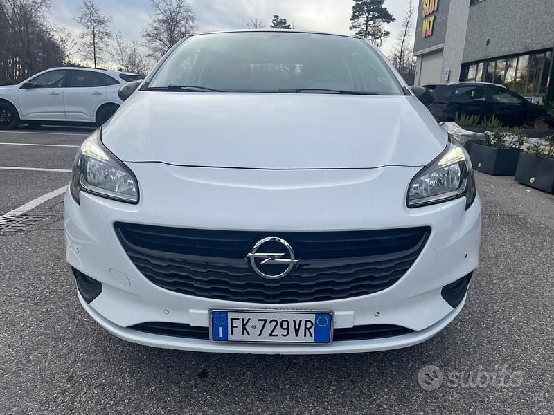 Usata Opel Corsa 69 CV (50 kW) 2017 Bianco Coupé