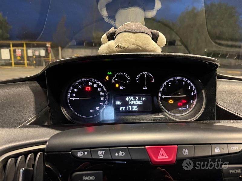 Usata Lancia Ypsilon 69 CV (50 kW) 2017 Grigio Utilitaria