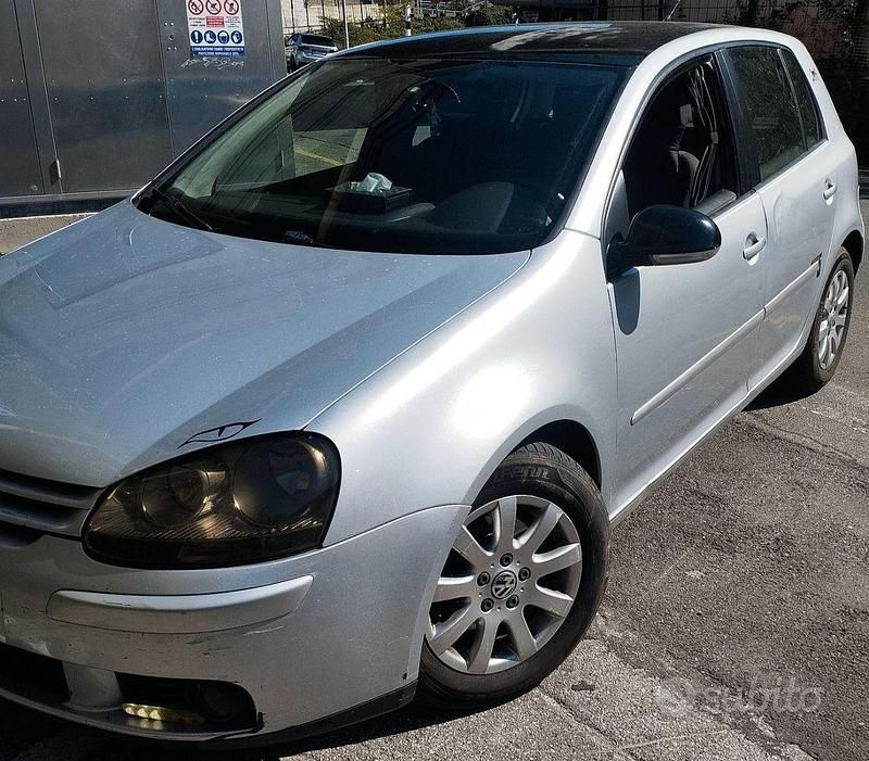 Usata VW Golf IV 2005 Grigio Berlina