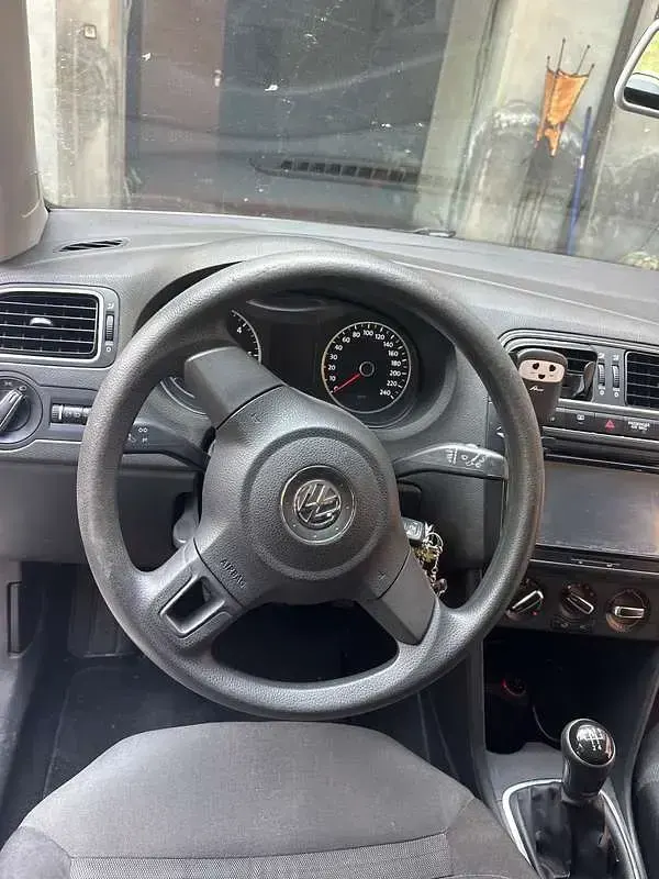 Usata VW Polo Comfortline 75 CV (55 kW) 2014 Bianco Berlina