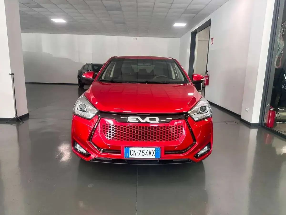 Usata EVO Evo 3 107 CV (78 kW) 2023 Rosso SUV