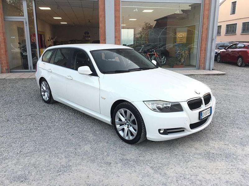 Usata BMW 316 116 CV (85 kW) 2010 Bianco Station wagon