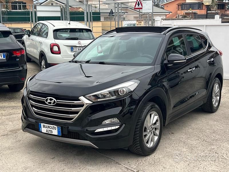 Usata Hyundai Tucson Xpossible 115 CV (84 kW) 2016 Nero SUV