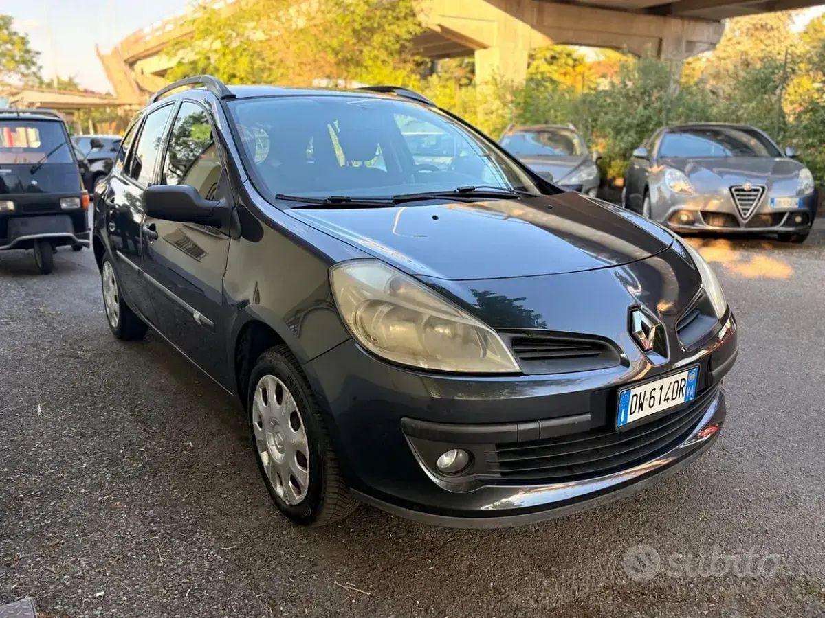 Usata Renault Clio 75 CV (55 kW) 2009 Grigio Station wagon