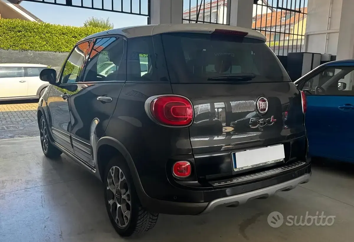 Usata Fiat 500L Trekking 105 CV (77 kW) 2013 Nero Monovolume