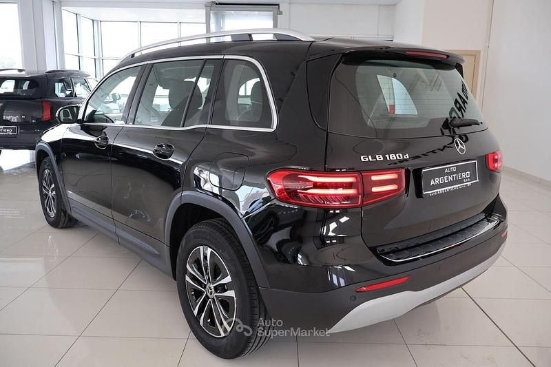 Begagnad Mercedes GLB180 Advanced 116 HK (85 kW) 2025 Svart SUV