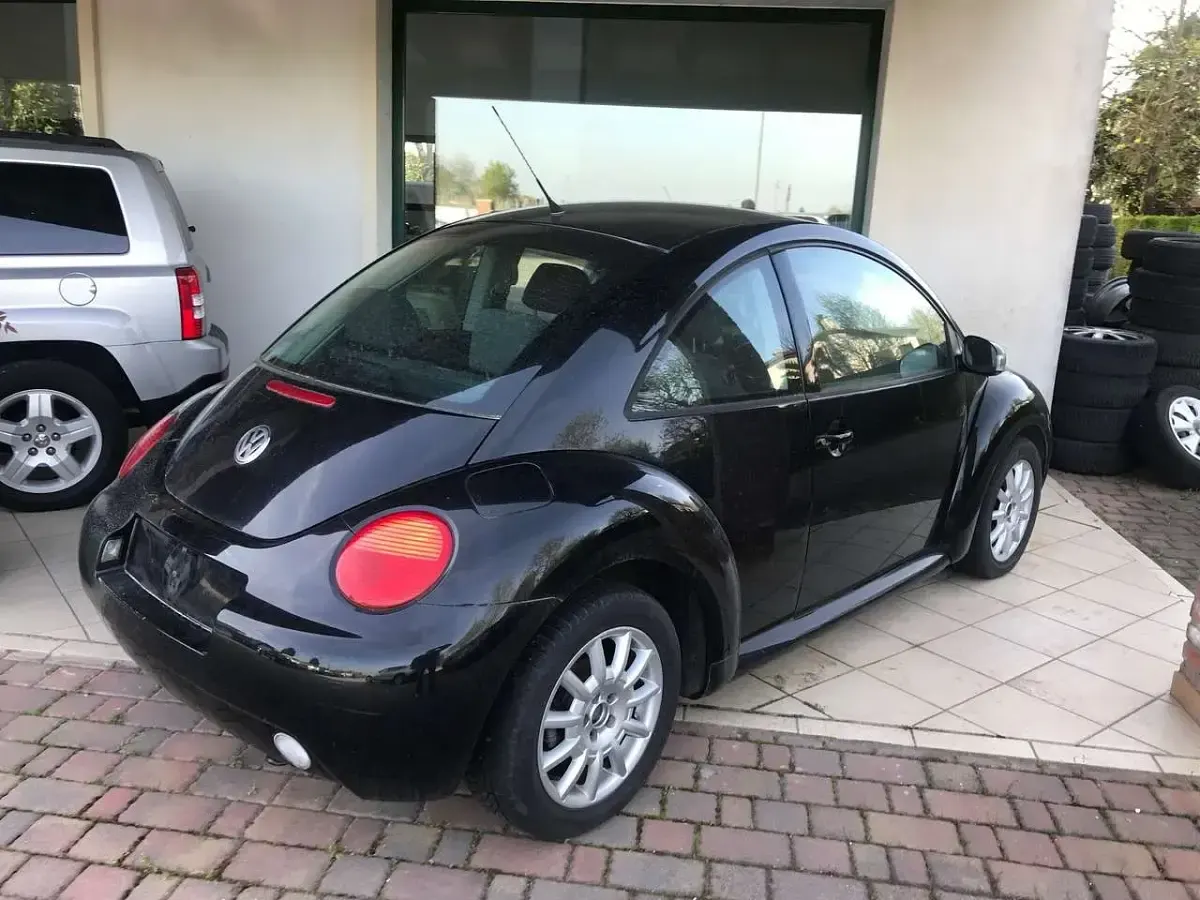Occasion VW New Beetle 75 PK (55 kW) 2005 Zwart Hatchback
