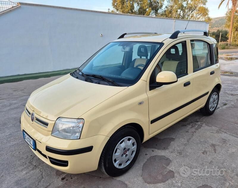 Usata Fiat Panda 69 CV (50 kW) 2011 Giallo Utilitaria