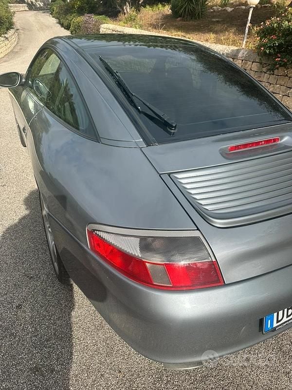 Usata Porsche 996 320 CV (235 kW) 2003 Grigio