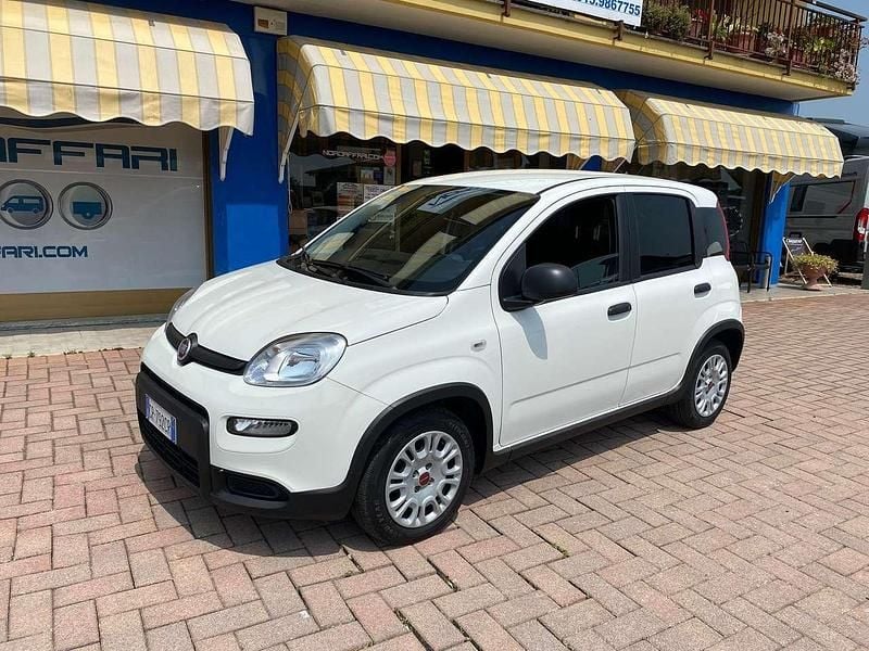 Bianco Usata 2023 Fiat Panda S Furgone | 8600 € (Buon prezzo) - Immagine 1/4