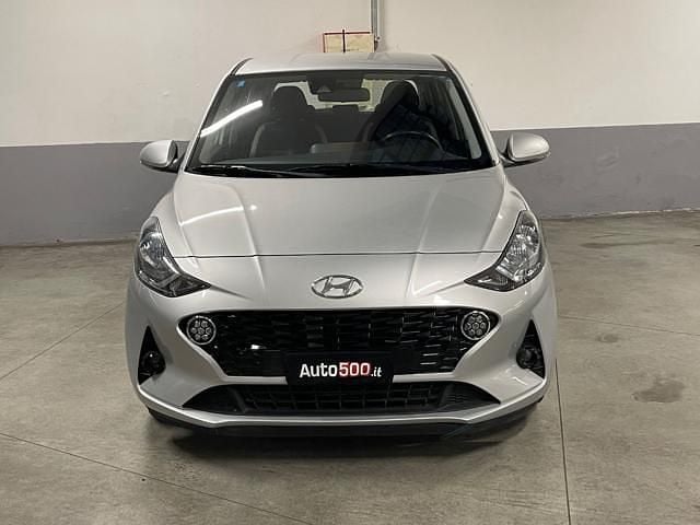Usata Hyundai i10 100 CV (73 kW) 2022 Grigio Utilitaria