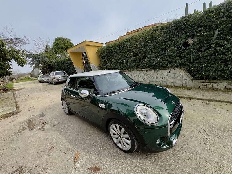 Usata Mini Cooper SD Business 170 CV (125 kW) 2015 Utilitaria