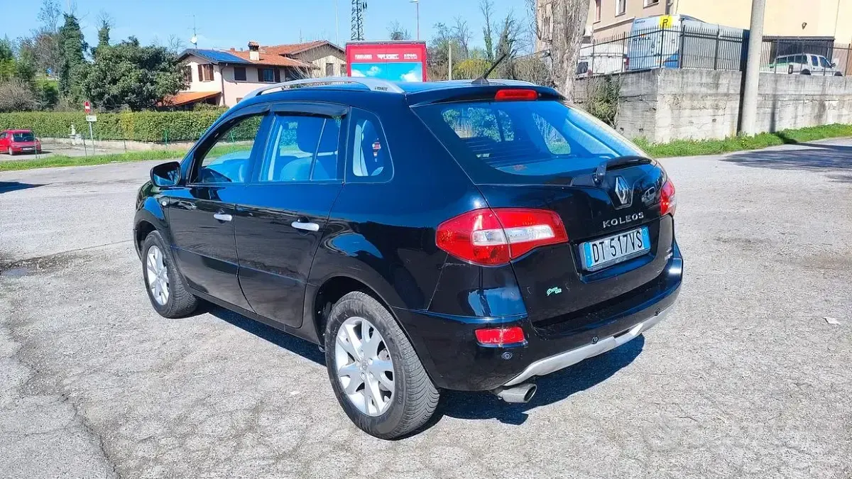 Usata Renault Koleos Dynamique 150 CV (110 kW) 2009 Nero SUV