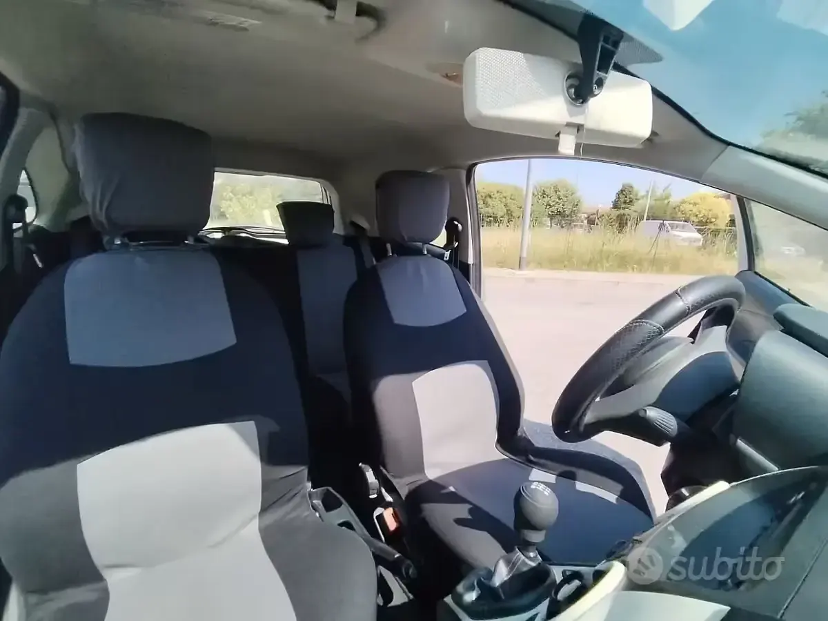 Usata Ford Ka 75 CV (55 kW) 2009 Grigio Utilitaria