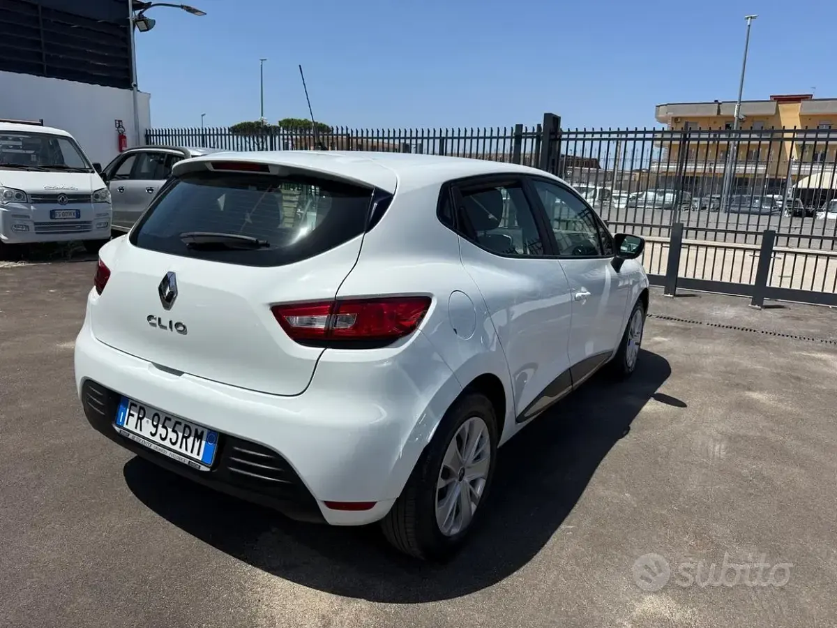 Usata Renault Clio IV 90 CV (66 kW) 2019 Bianco Berlina