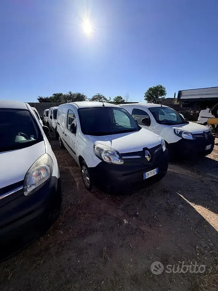 Usata Renault Kangoo 44 kW (60 CV) 2021 Monovolume