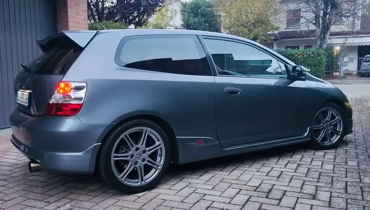 Usata Honda Civic Type R 200 CV (147 kW) 2006 Berlina