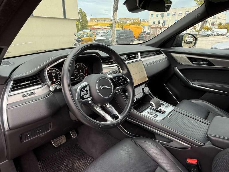Usata Jaguar F-Pace R-Dynamic 204 CV (150 kW) 2023 Nero SUV