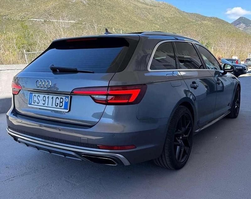 Usata Audi A4 S-Line 350 CV (257 kW) 2019 Grigio Station wagon