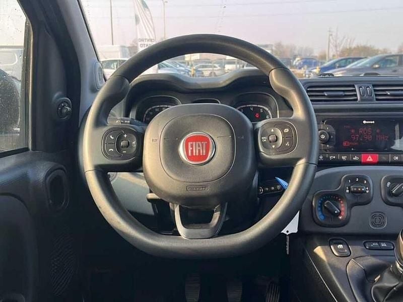 Usata Fiat Panda 4x4 S 84 CV (61 kW) 2019 Grigio shark Utilitaria