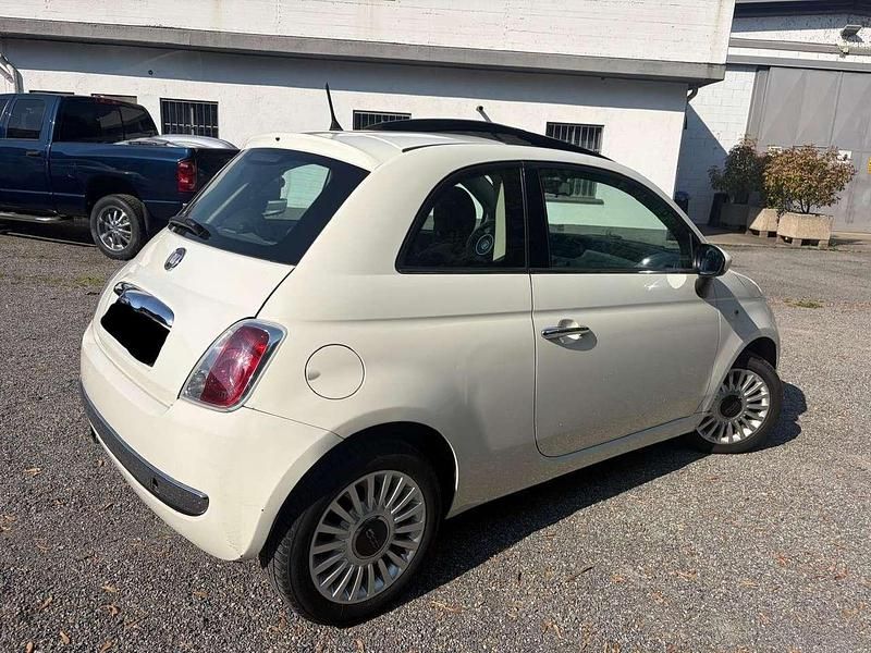 Usata Fiat 500 Lounge 75 CV (55 kW) 2008 Bianco Utilitaria
