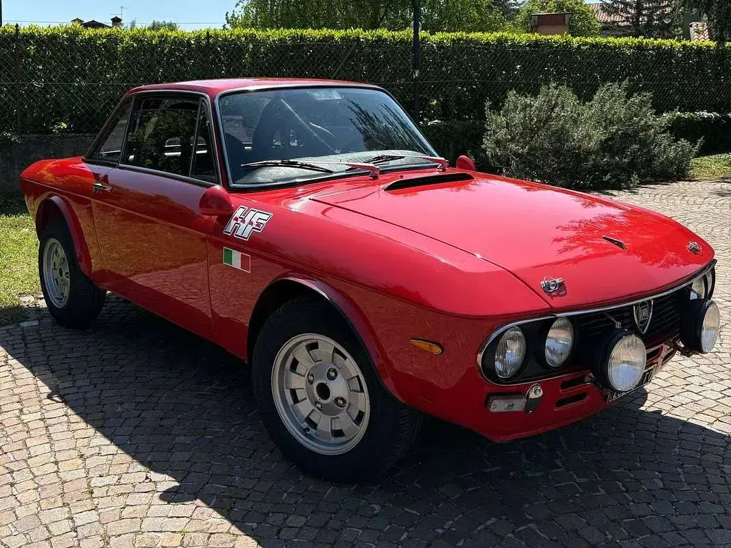 Usata Lancia Fulvia 110 CV (80 kW) 1972 Rosso Coupé