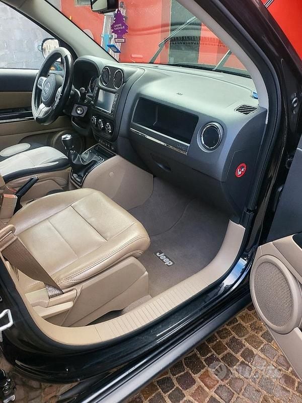 Usata Jeep Compass 136 CV (100 kW) 2011 Nero SUV