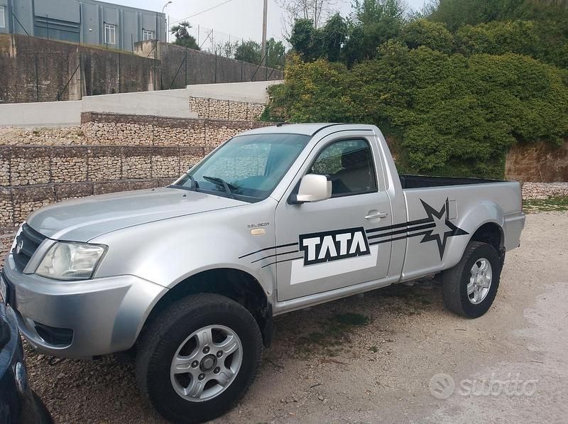 Usata Tata Xenon 150 CV (110 kW) 2012 Grigio Pick-up