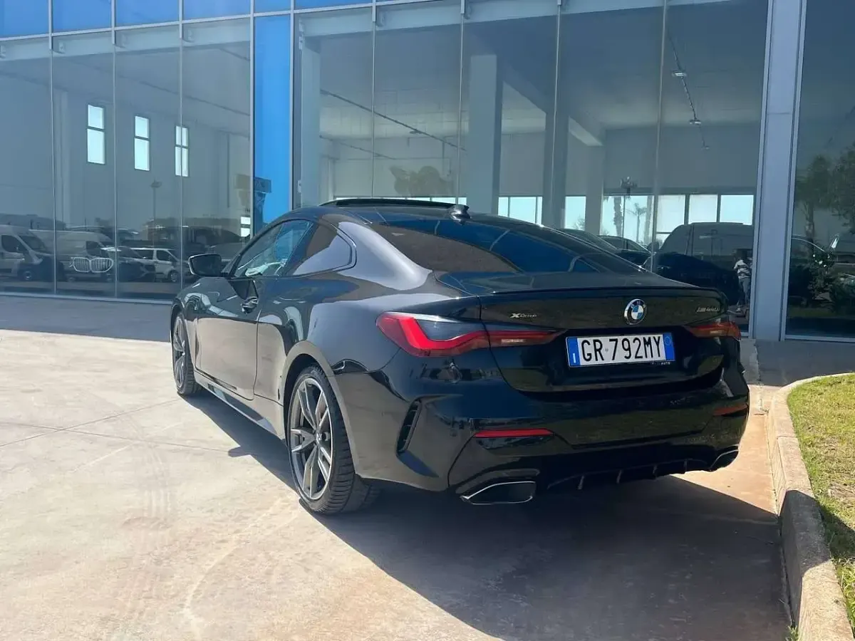 Usata BMW 440 374 CV (275 kW) 2022 Nero Coupé