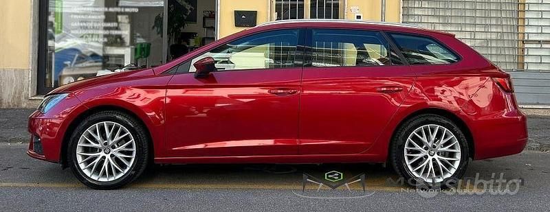 Käytetty Seat Leon ST Black Edition 131 HP (96 kW) 2020 Punainen Farmari