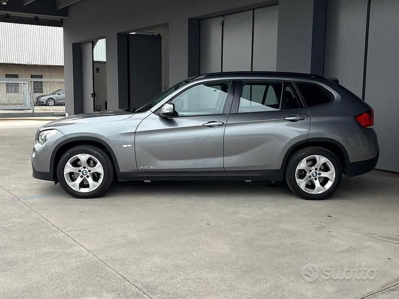 Usata BMW X1 143 CV (105 kW) 2010 Grigio SUV
