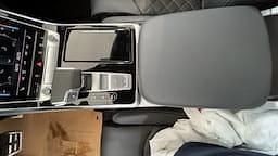 Nuova Audi Q8 S-Line 286 CV (210 kW) 2025 Bianco ghiaccio SUV