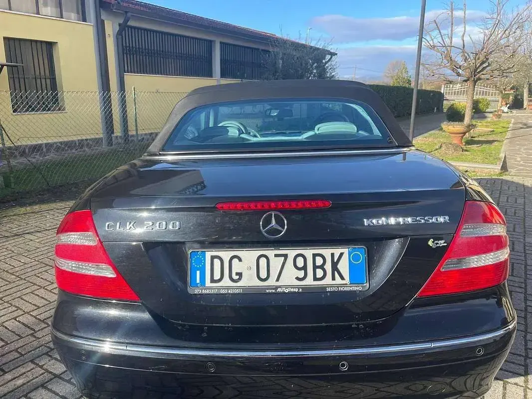 Usata Mercedes CLK200 Elegance 163 CV (119 kW) 2004 Nero Cabrio