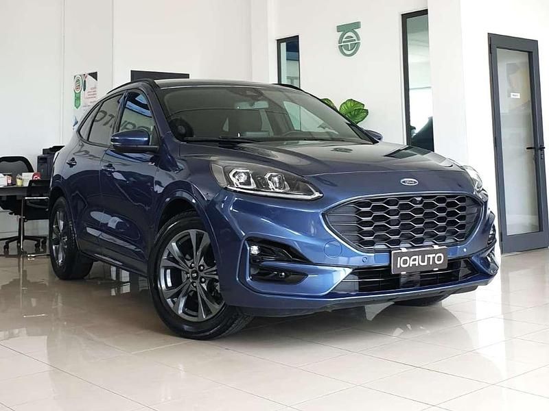 Usata Ford Kuga ST-Line 120 CV (88 kW) 2023 Chrome blue SUV