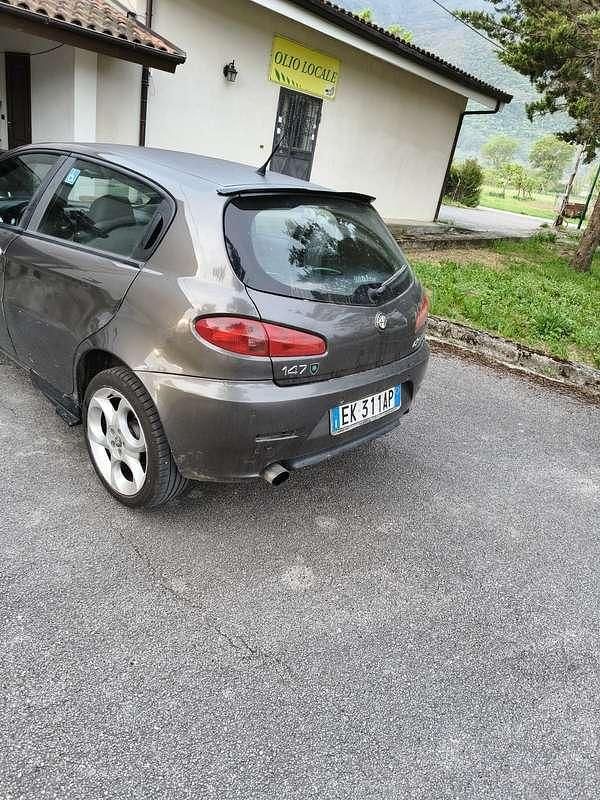 Usata Alfa Romeo 147 Exclusive 116 CV (85 kW) 2007 Utilitaria