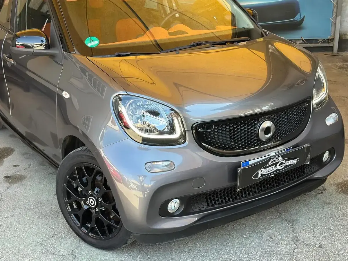 Usata Smart ForFour Edition #1 71 CV (52 kW) 2015 Grigio Utilitaria