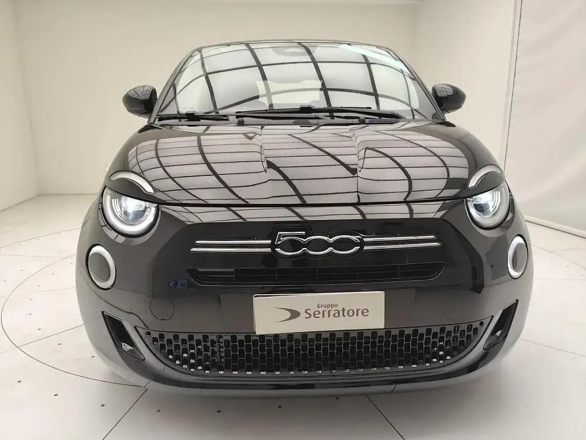 Nuova Fiat 500 65 CV (47 kW) 2026 Nero Berlina