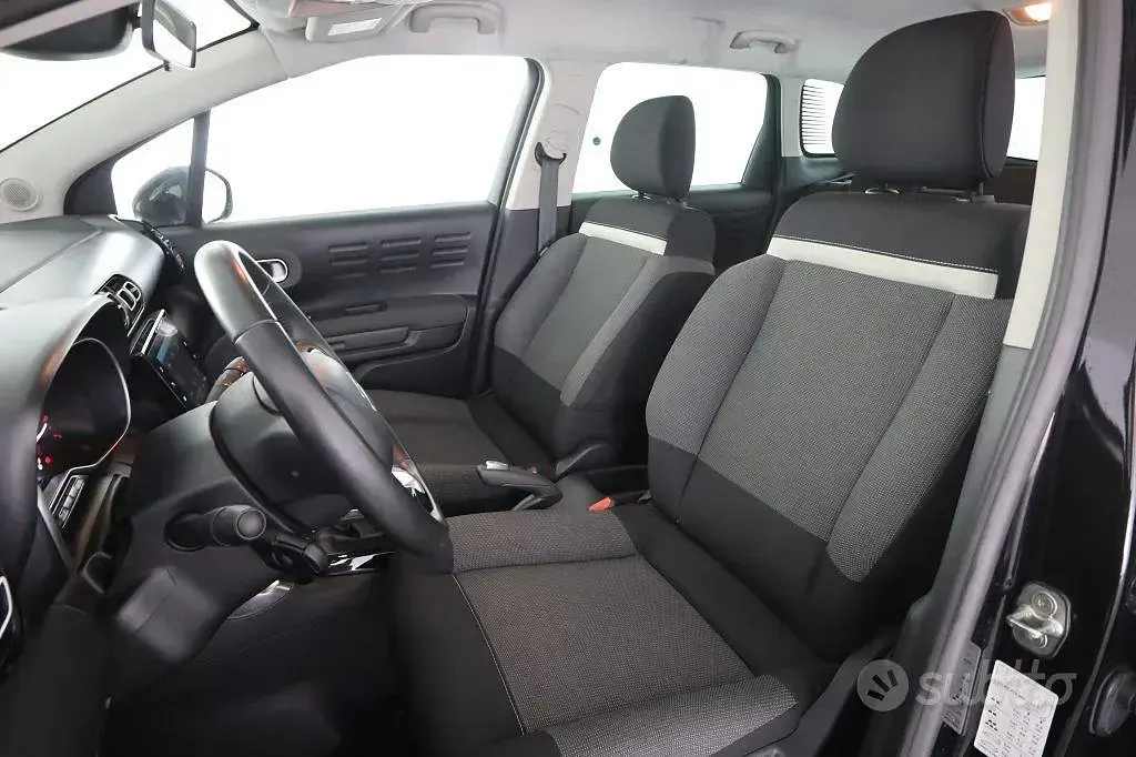 Usata Citroën C3 Aircross PureTech 110 CV (80 kW) 2024 Pearl black SUV