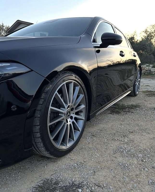 Usata Mercedes A180 Premium 116 CV (85 kW) 2019 Berlina