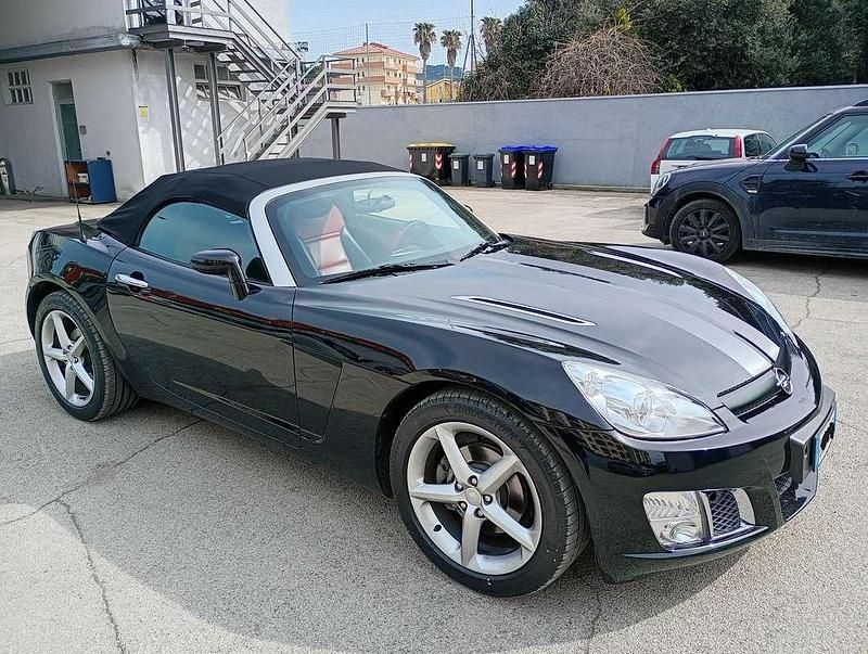 Usata Opel GT 264 CV (194 kW) 2008 Nero Cabrio