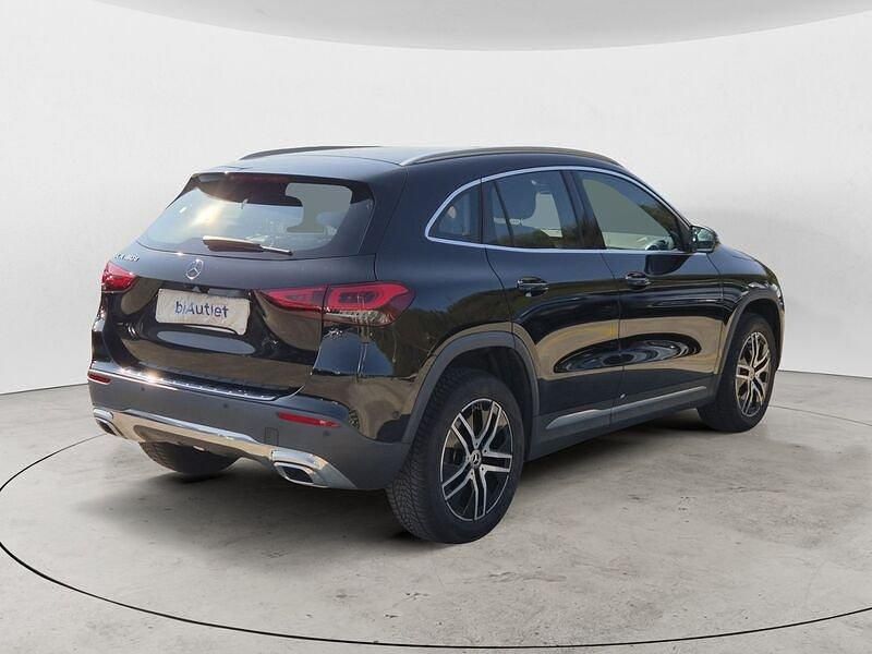 Begagnad Mercedes GLA180 116 HK (85 kW) 2023 Svart SUV