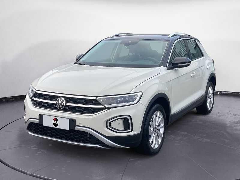 Usata VW T-Roc Style 116 CV (85 kW) 2023 Grigio SUV