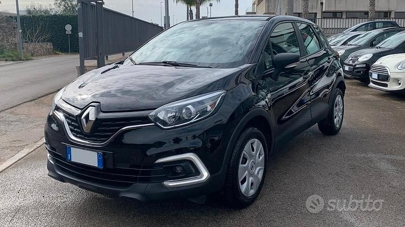 Usata Renault Captur Life 90 CV (66 kW) 2018 Nero SUV