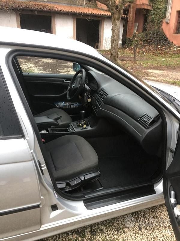Usata BMW 320 150 CV (110 kW) 2003 Grigio Berlina