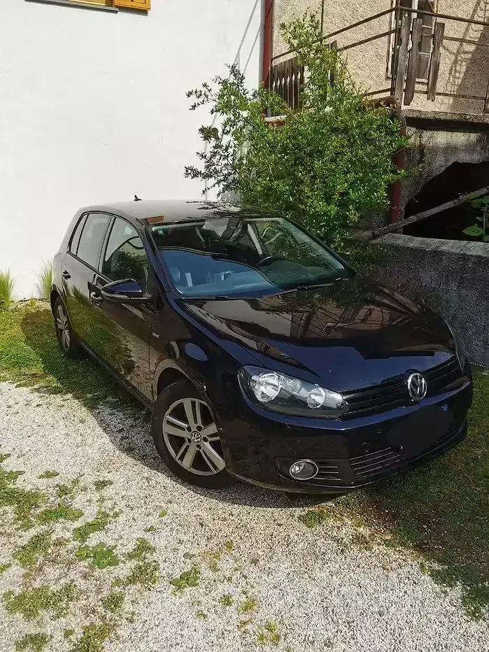Używany VW Golf VII 140 KM (102 kW) 2012 Czarny Sedan/Limuzyna