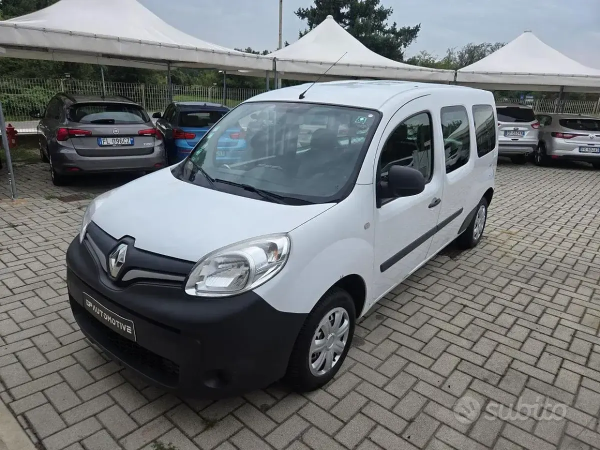 Usata Renault Kangoo 116 CV (85 kW) 2020 Bianco Monovolume