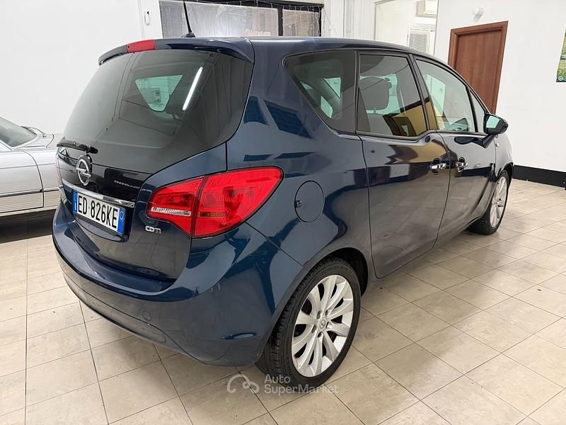 Usata Opel Meriva Cosmo 110 CV (80 kW) 2010 Blu Monovolume